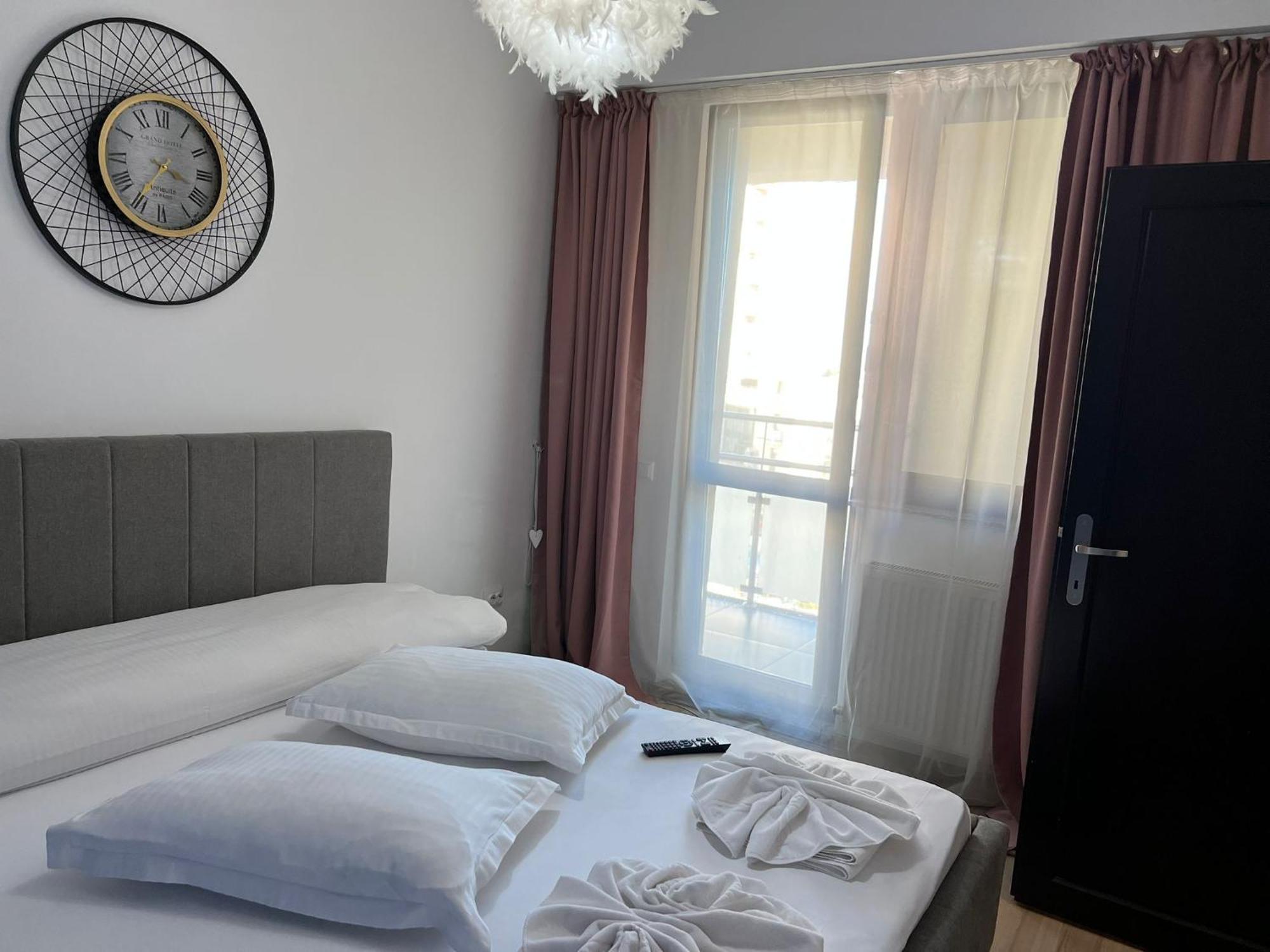 Luxury Glam Apartments Iasi At Lazar Palas Buitenkant foto