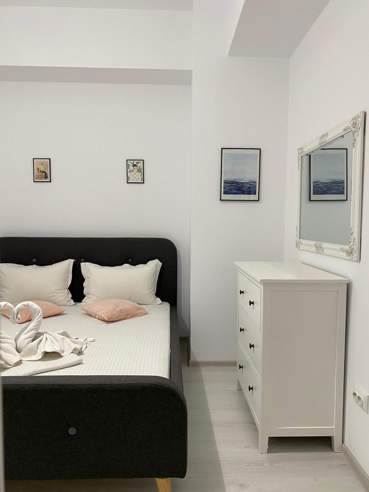 Luxury Glam Apartments Iasi At Lazar Palas Buitenkant foto