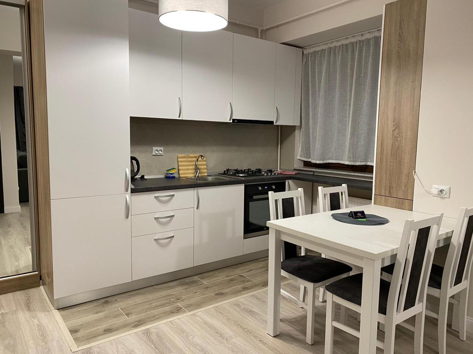 Luxury Glam Apartments Iasi At Lazar Palas Buitenkant foto